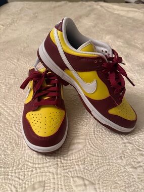 NWOT NIKE Dunks low sneakers CUSTOM Women’s Sz 7 Yellow Red Maroon White